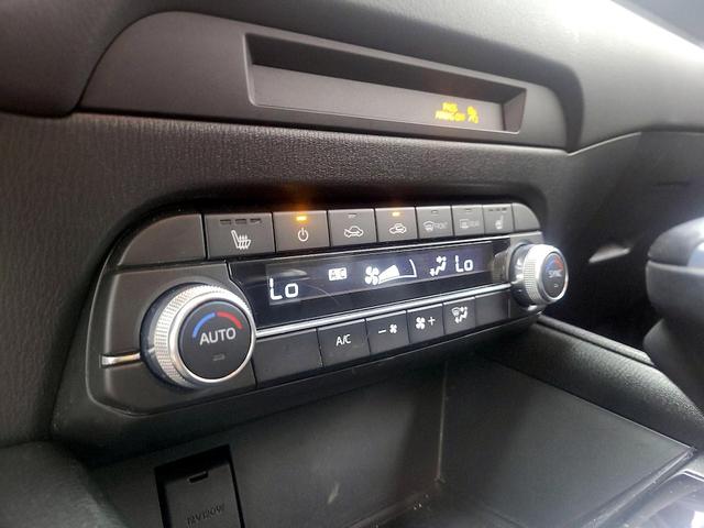 Photo of 2022 White Mazda CX-5