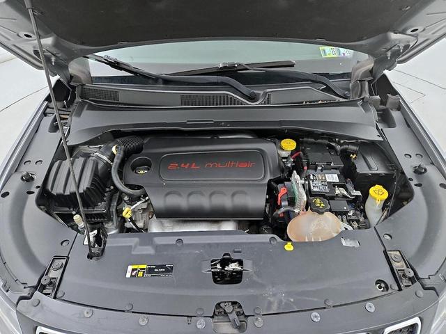 Photo of 2018 Silver Jeep Compass