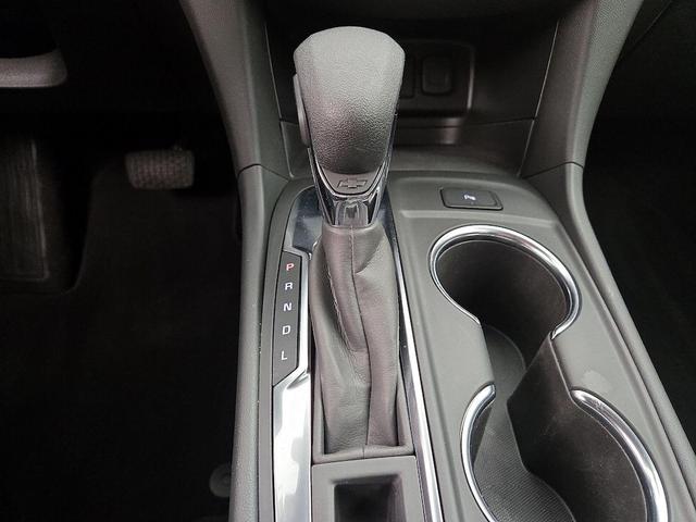 Photo of 2024 White Chevrolet Equinox