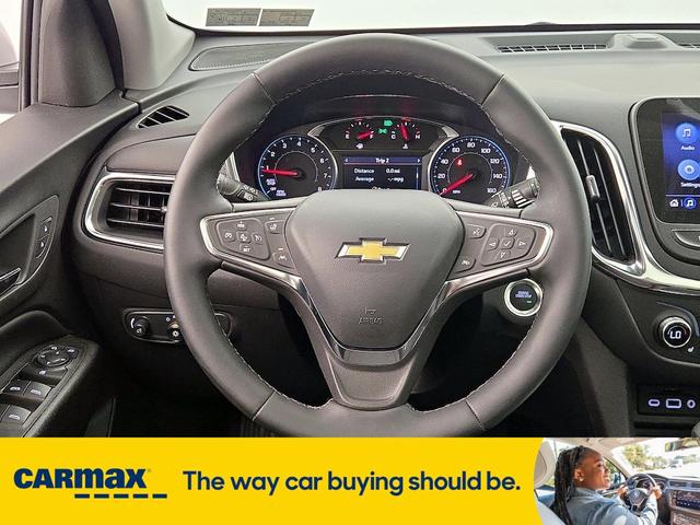 Photo of 2024 White Chevrolet Equinox