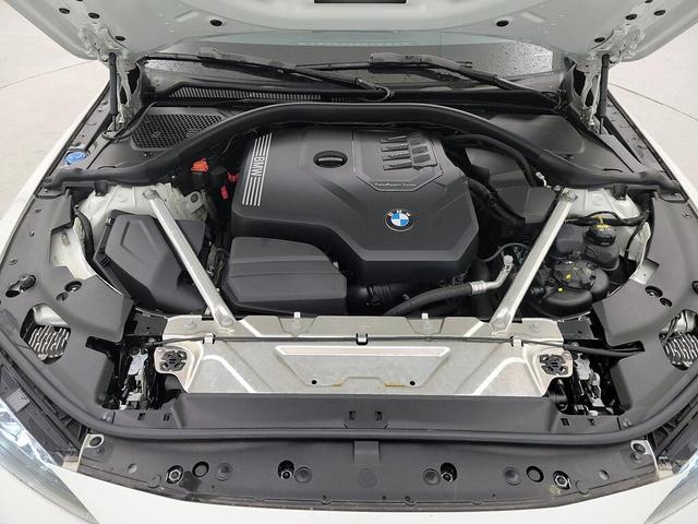 Photo of 2022 White BMW 430