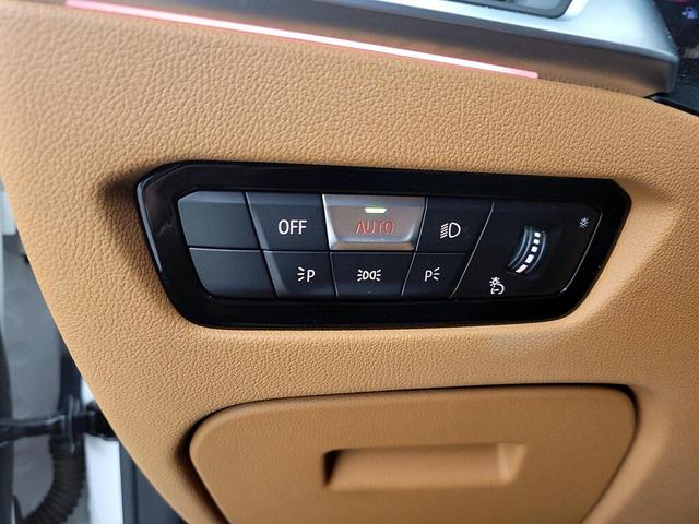 Photo of 2022 White BMW 430