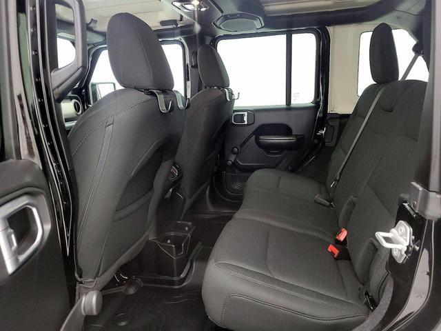 Photo of 2020 Black Jeep Wrangler