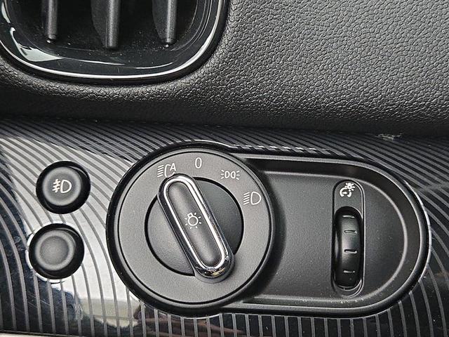 Photo of 2023 Blue MINI Countryman