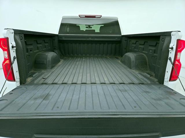 Photo of 2019 White Chevrolet Silverado 1500