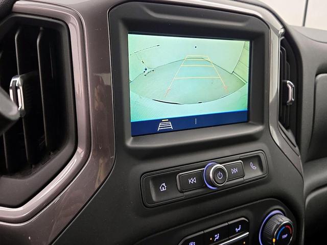 Photo of 2019 White Chevrolet Silverado 1500