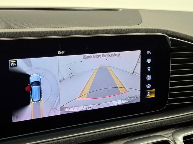 Photo of 2022 Gray Mercedes-Benz GLE 350