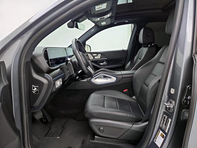 Photo of 2022 Gray Mercedes-Benz GLE 350