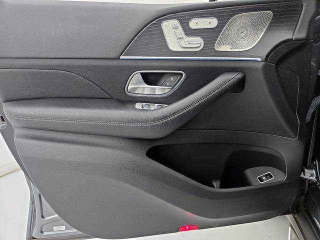 Photo of 2022 Gray Mercedes-Benz GLE 350