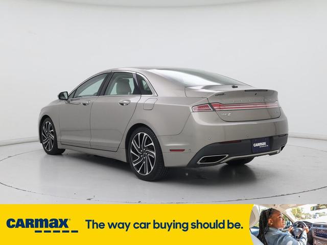 Photo of 2020 Gray Lincoln MKZ
