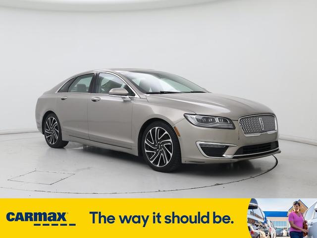 Photo of 2020 Gray Lincoln MKZ