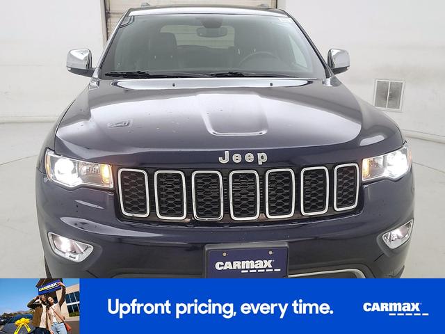 Photo of 2018 Blue Jeep Grand Cherokee