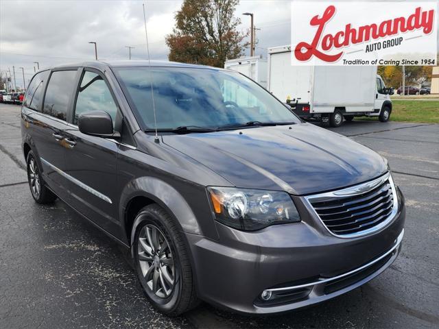 2015 Chrysler Town & Country