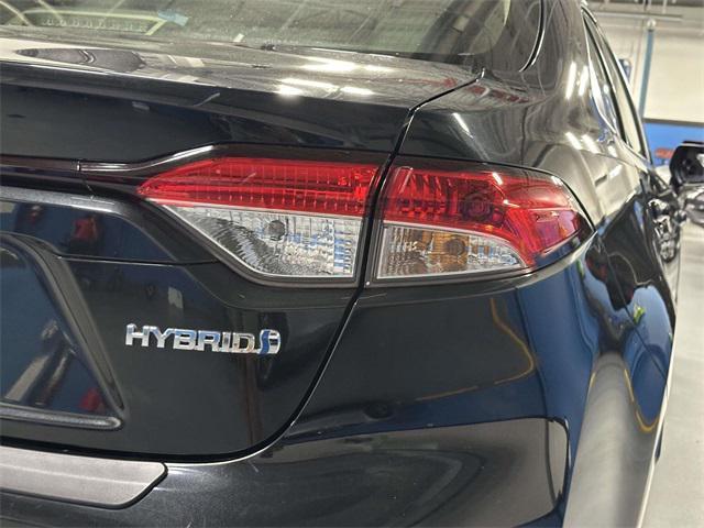 Photo of 2022 Black Sand Pearl Toyota Corolla Hybrid