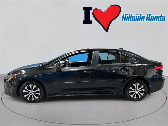 Photo of 2022 Black Sand Pearl Toyota Corolla Hybrid