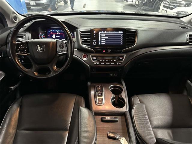 Photo of 2021 Crystal Black Pearl Honda Pilot
