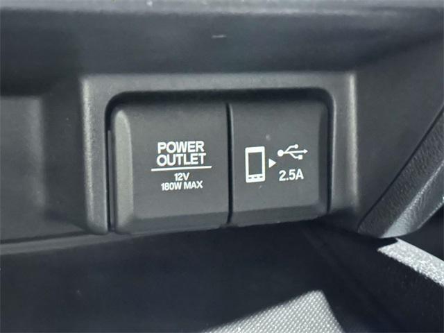 Photo of 2021 Crystal Black Pearl Honda Pilot