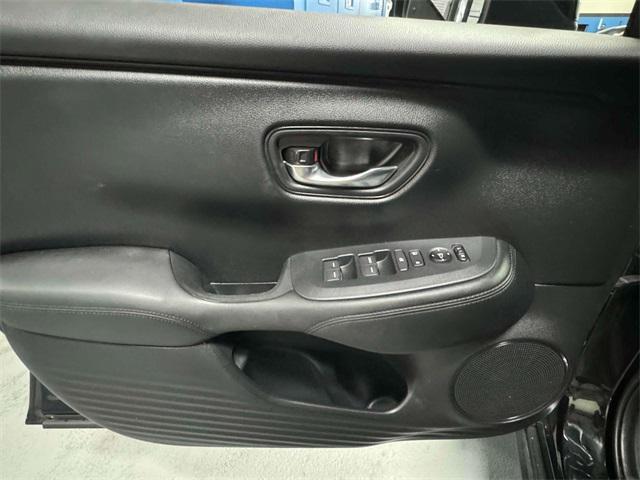 Photo of 2023 Crystal Black Pearl Honda HR-V