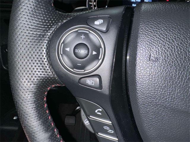 Photo of 2023 Platinum White Pearl Honda Ridgeline