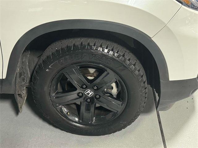 Photo of 2023 Platinum White Pearl Honda Ridgeline