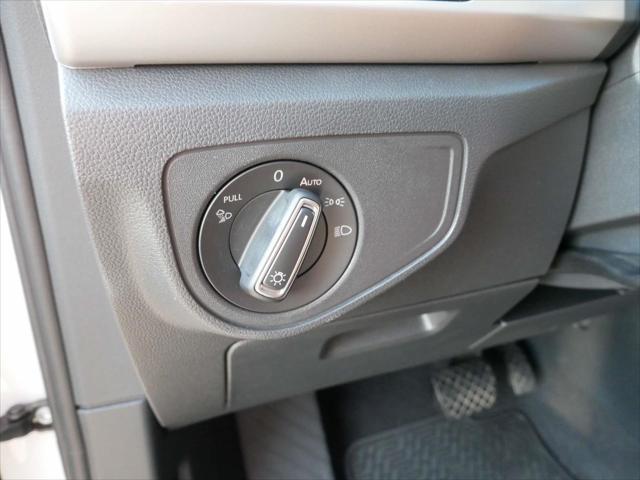Photo of 2023 Pure White Volkswagen Atlas