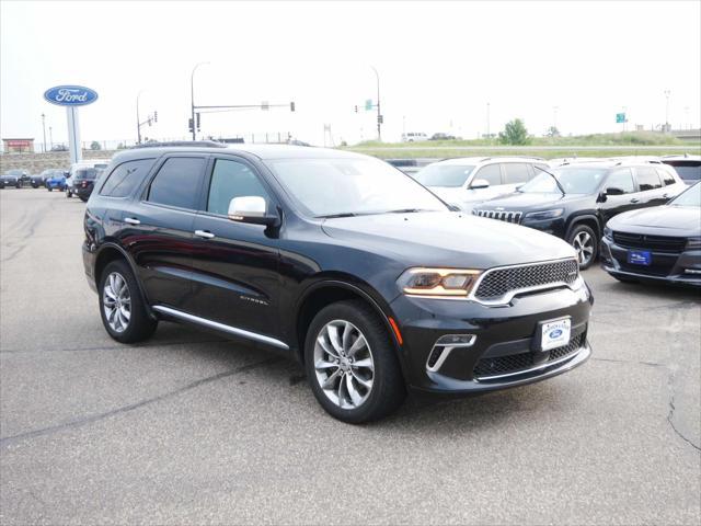 Photo of 2021 DB Black Crystal Clearcoat Dodge Durango
