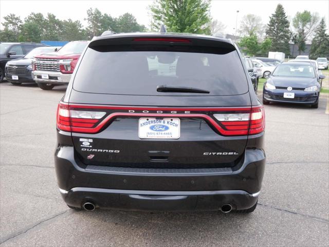 Photo of 2021 DB Black Crystal Clearcoat Dodge Durango