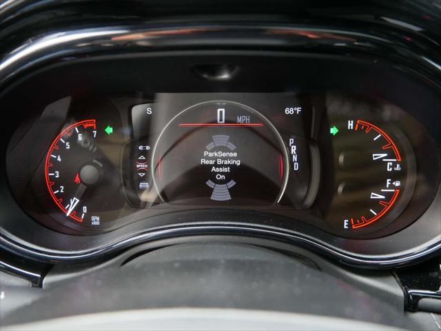Photo of 2021 DB Black Crystal Clearcoat Dodge Durango