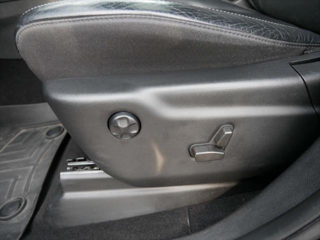 Photo of 2021 DB Black Crystal Clearcoat Dodge Durango