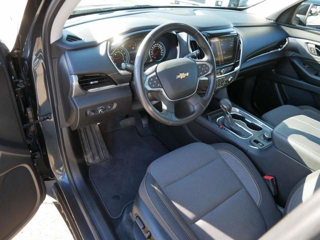Photo of 2021 Gray Chevrolet Traverse