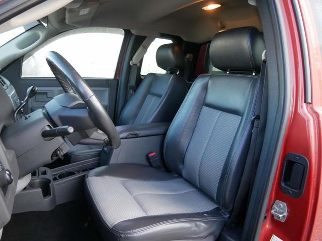 Photo of 2009 Sunburst Orange Pearlcoat Dodge Dakota