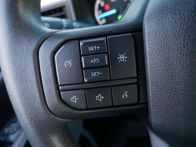 Photo of 2023 Oxford White Ford F-350