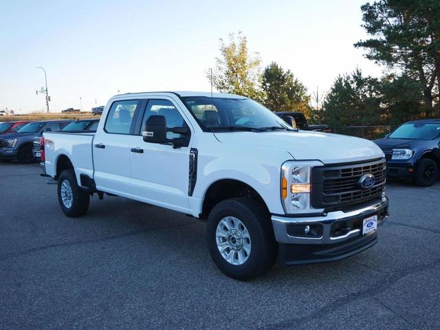 Photo of 2023 Oxford White Ford F-350