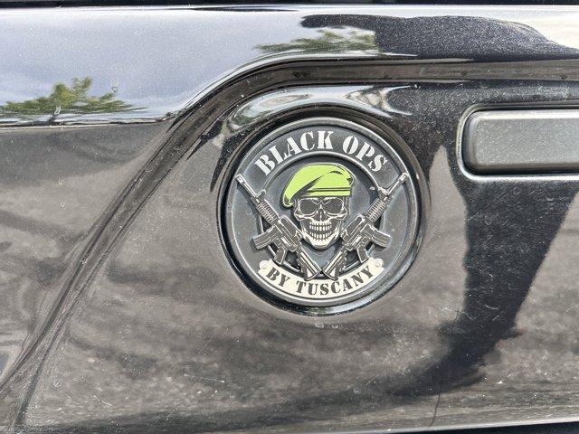 Photo of 2020 Agate Black Metallic Ford F-250
