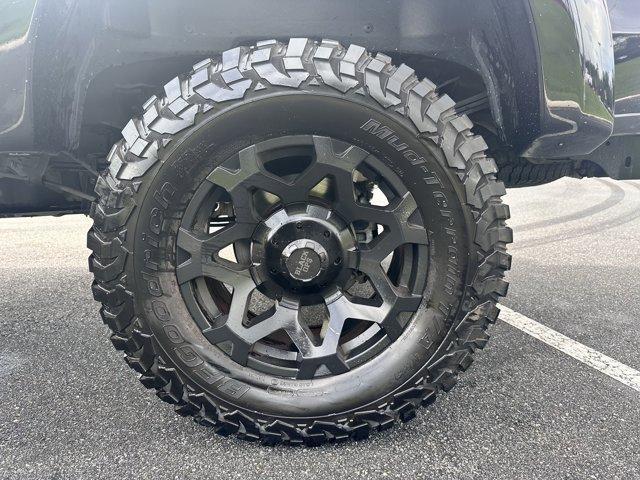 Photo of 2020 Agate Black Metallic Ford F-250
