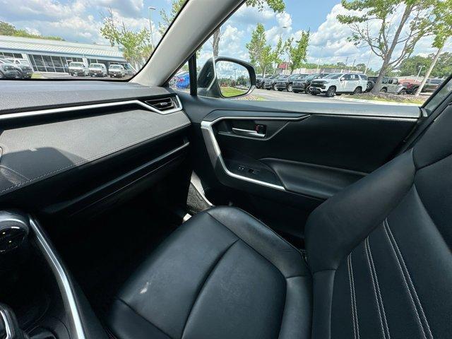 Photo of 2019 Magnetic Gray Metallic Toyota RAV4