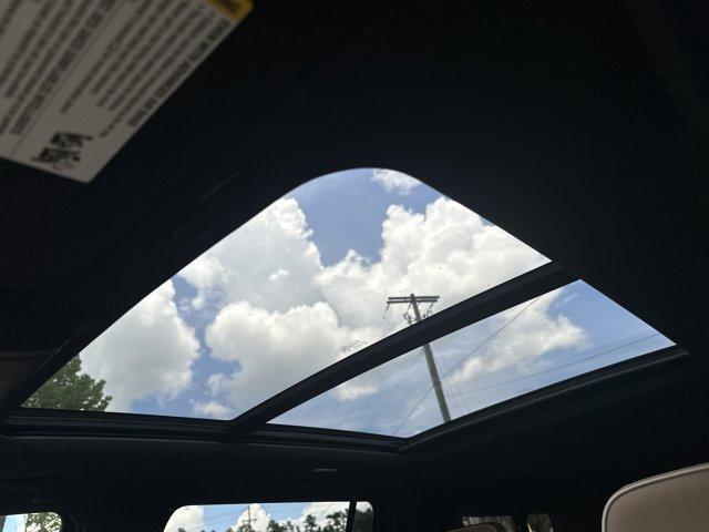 Photo of 2023 Black Chevrolet Suburban