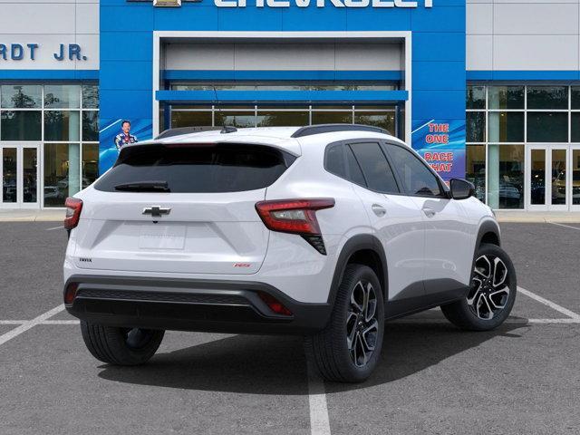 Photo of 2025 Summit White Chevrolet Trax