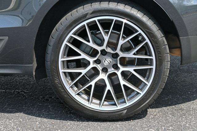 Photo of 2021 Volcano Grey Metallic Porsche Macan