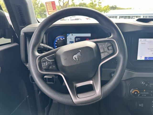 Photo of 2023 Azure Gray Metallic Ford Bronco