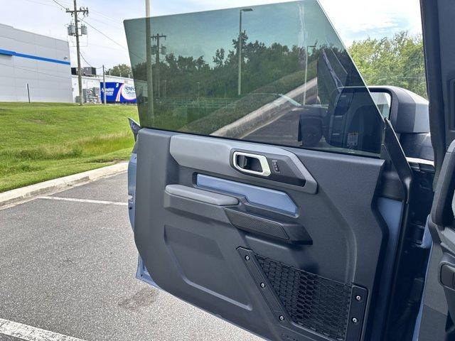 Photo of 2023 Azure Gray Metallic Ford Bronco