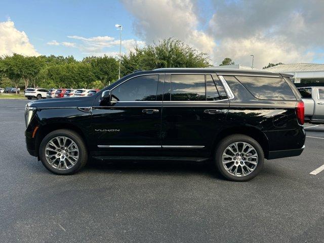 Photo of 2025 Onyx Black GMC Yukon