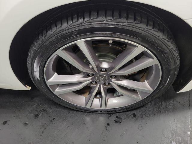Photo of 2020 Platinum White Pearl Acura TLX