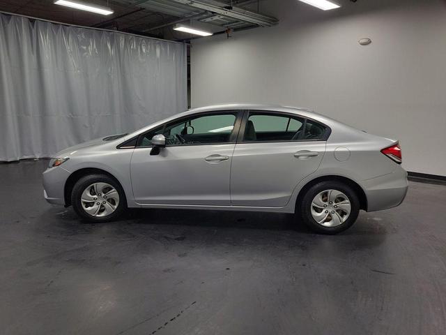 Photo of 2014 Alabaster Silver Metallic Honda Civic