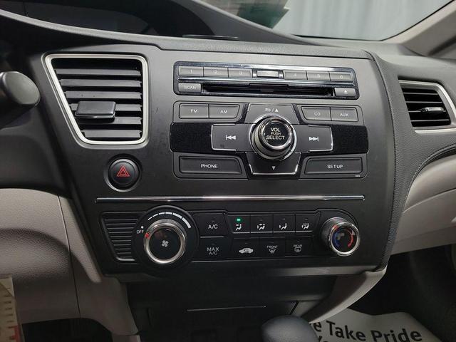 Photo of 2014 Alabaster Silver Metallic Honda Civic