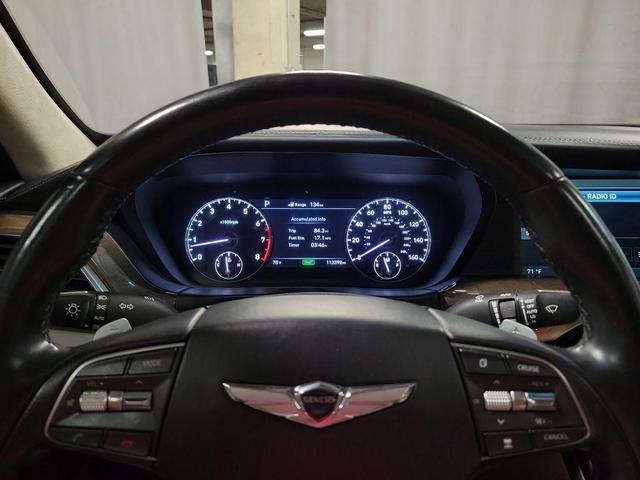 Photo of 2019 Victoria Black Genesis G90