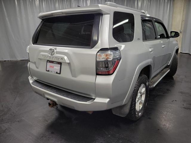 Photo of 2016 Classic Silver Metallic Toyota 4Runner