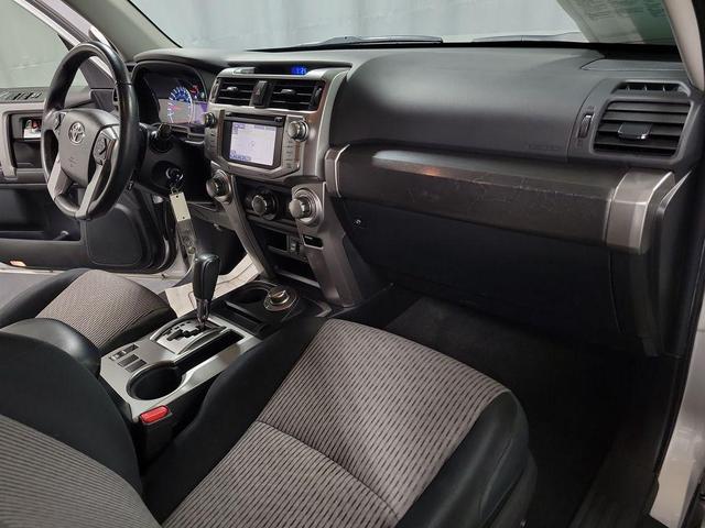 Photo of 2016 Classic Silver Metallic Toyota 4Runner