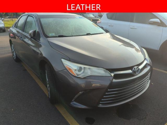 Photo of 2015 Predawn Gray Mica Toyota Camry