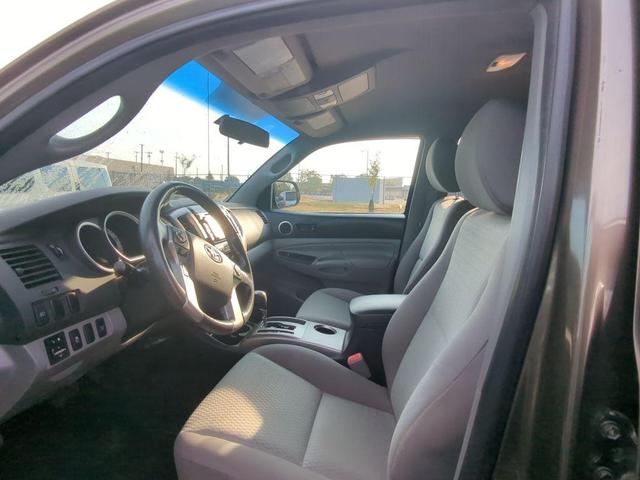 Photo of 2015 Pyrite Mica Toyota Tacoma